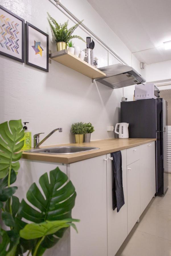 T1 Large Studio Full Kitchen 100M. To Bts 曼谷 外观 照片